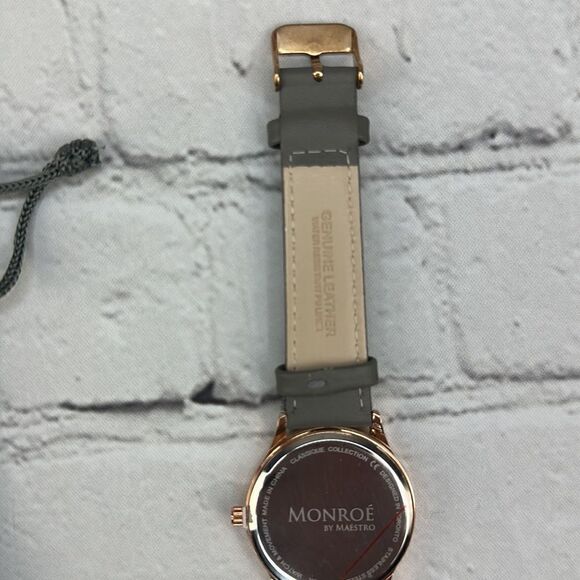 Monroé Classique Watch in Sunburst Solerose NWT main image 8